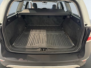 Volvo XC70 D4 AWD Classic Summum Drag Dvärm LED-ramp Skinn GPS SoV – bild 12