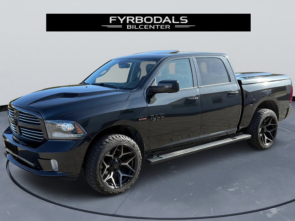 RAM 1500 Crew Cab 5,7 V8 HEMI 395hk 4x4 22" TorqueFlite 2813kr/m