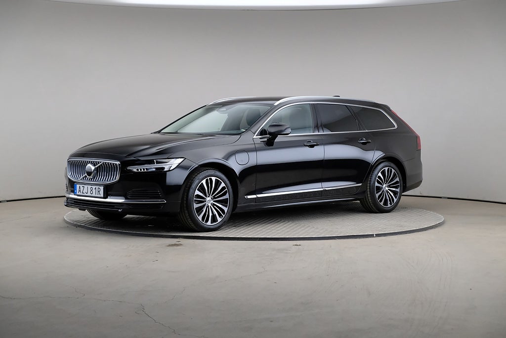 Volvo V90 Recharge T6 350hk AWD Core Edt Drag