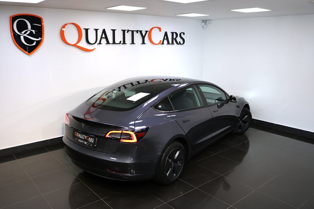 Tesla Model 3 2023 - miniatyr 19