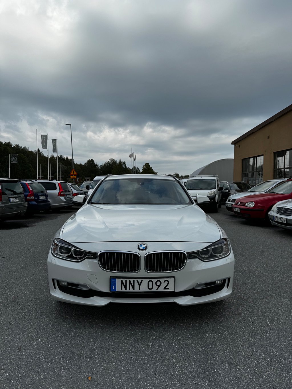 BMW 320 d Touring Euro 5 /Nybesiktad /Nyservad/Dragkrok