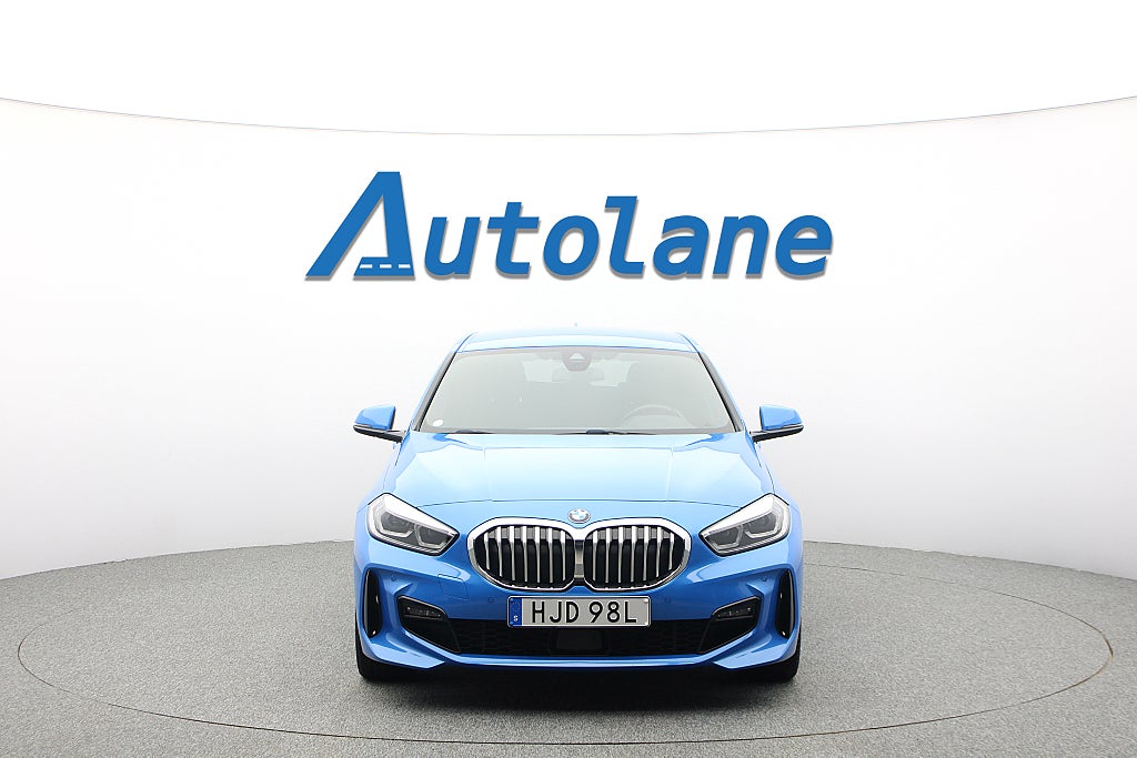 BMW 118I Steptronic M Sport H/K,Dragkrok,PDC,CarPlay 136hk