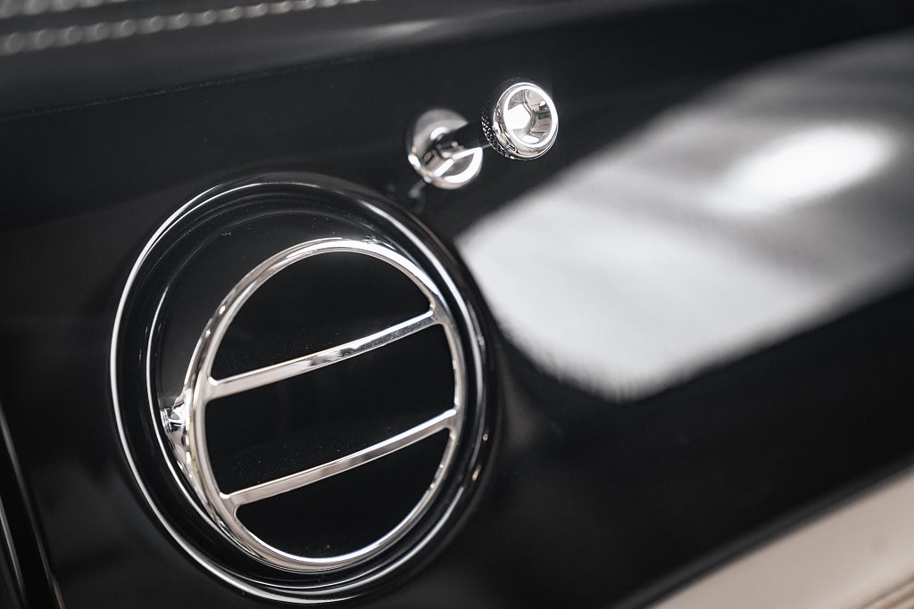 Gallery image 31 of 35