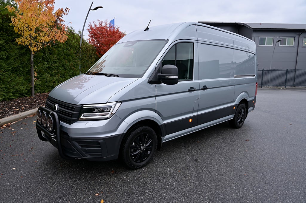 Volkswagen Crafter 35 2.0 TDI MOMS 2xSkjutdörr Nybilsgaranti D-Värm Kamera