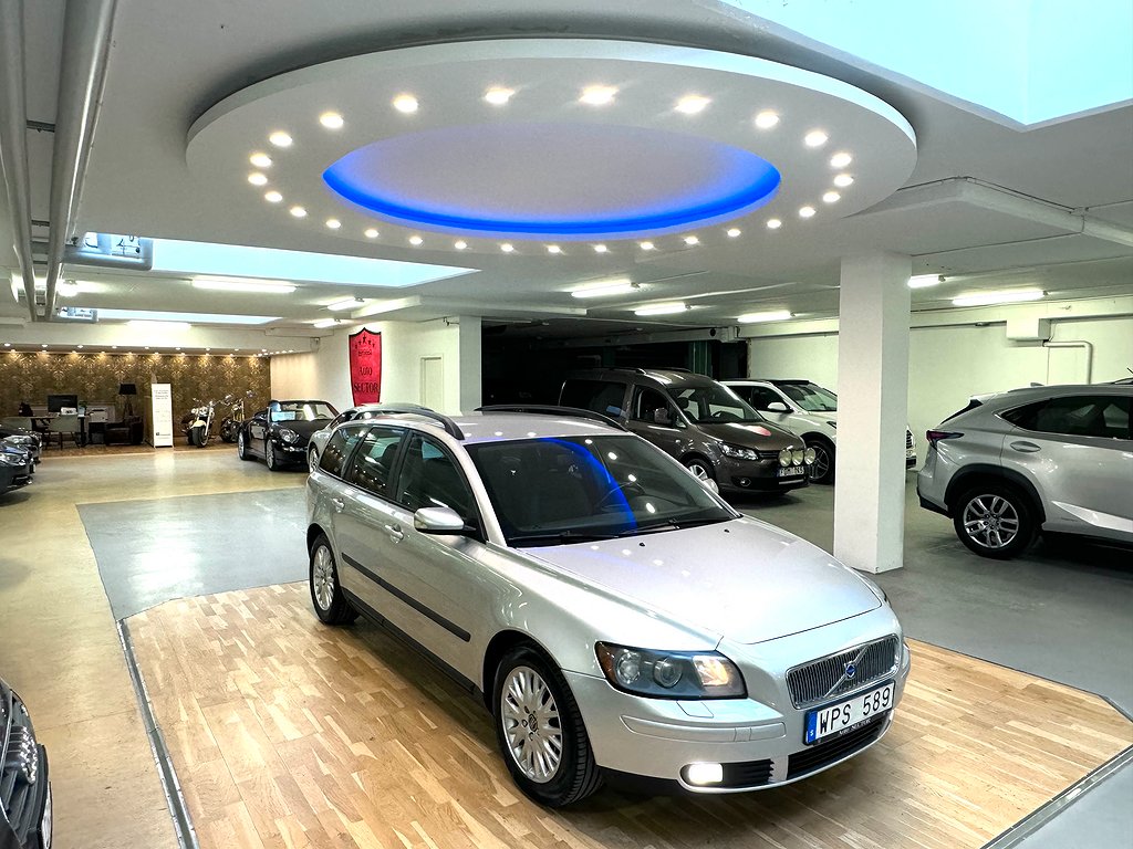 Volvo V50 T5 220hk mkt fin, nyservad, nybesiktigad 