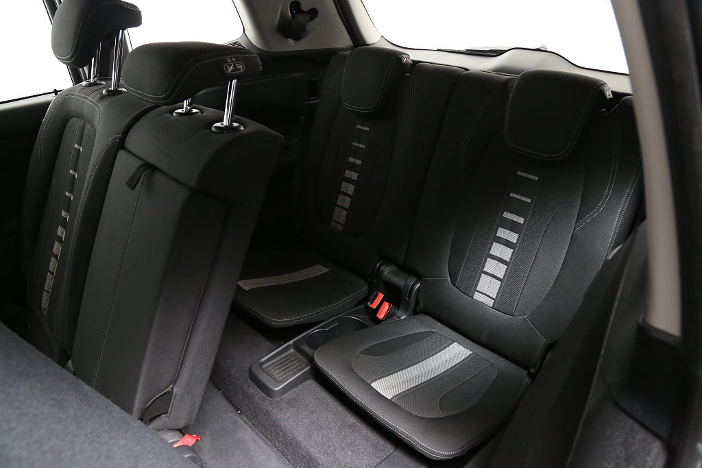 BMW 218 d Gran Tourer Sport line Aut Kamera Drag 7-Sits