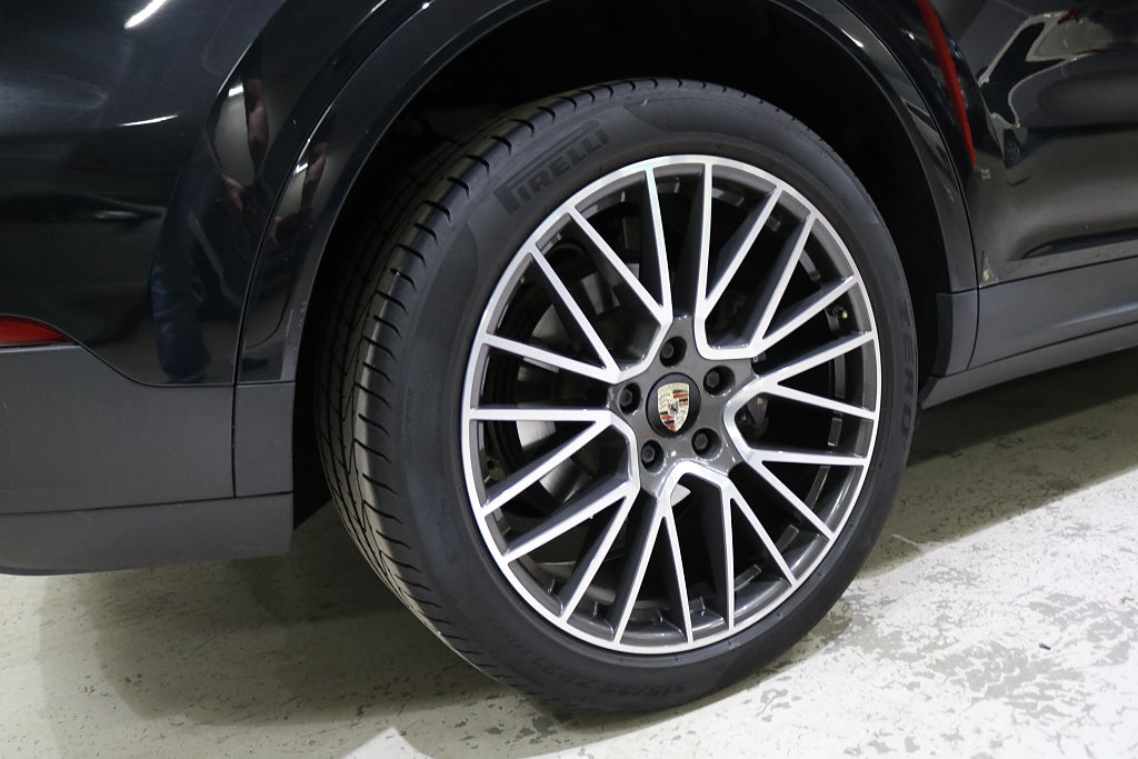 Porsche Cayenne 2020 - miniatyr 19