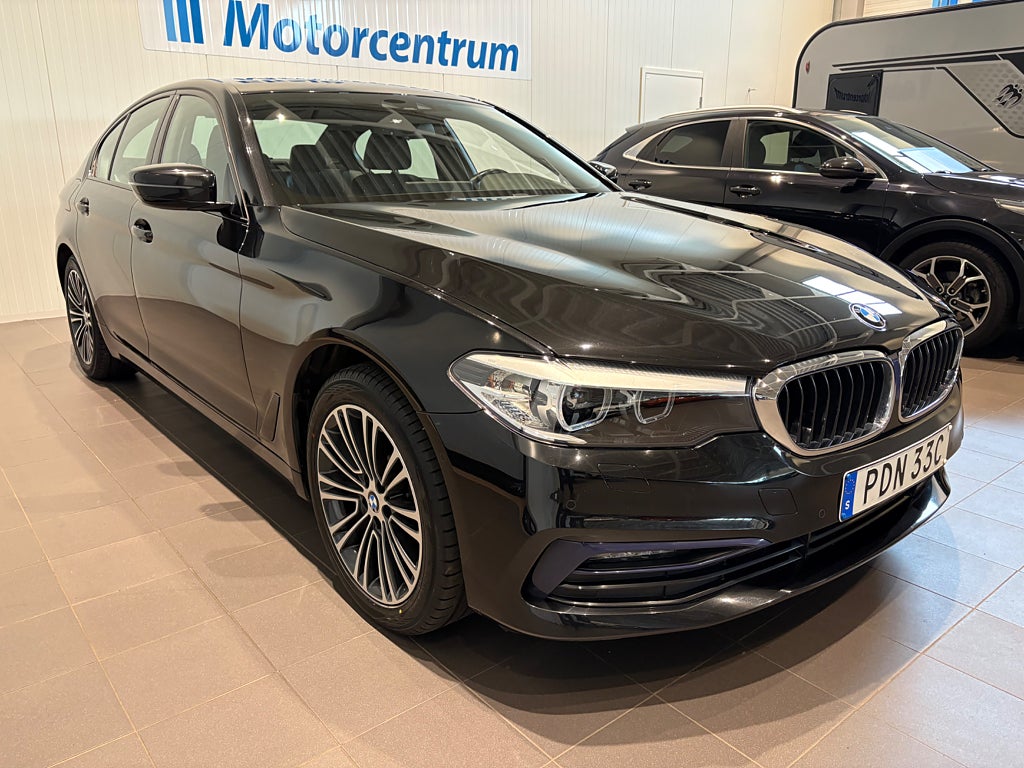 BMW 530e xDrive iPerformance Sedan Sport line