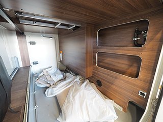 Husbil-integrerad BURSTNER Elegance i895 6 av 29