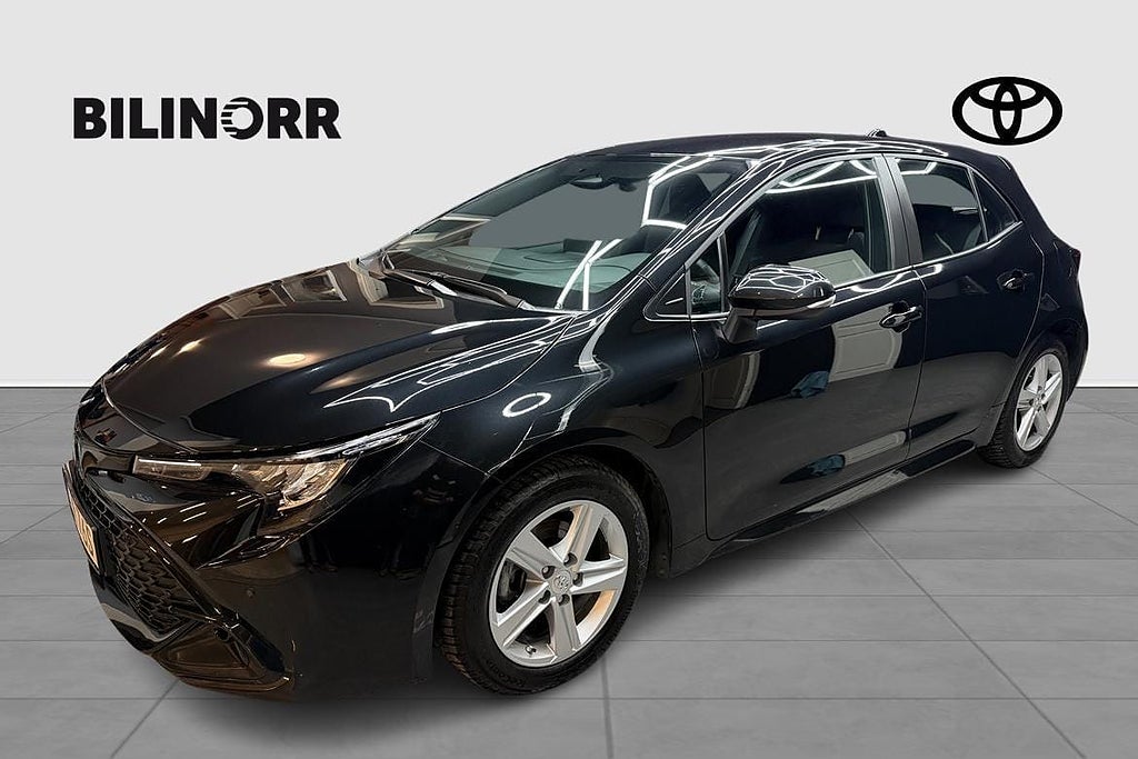 Toyota Corolla Hybrid 1,8 5D ACTIVE PLUS V-HJUL