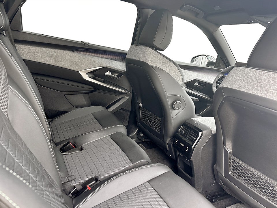 Bild på Peugeot 5008 GT Hybrid 145hk Aut KAMPANJ BRÄNSLE INGÅR