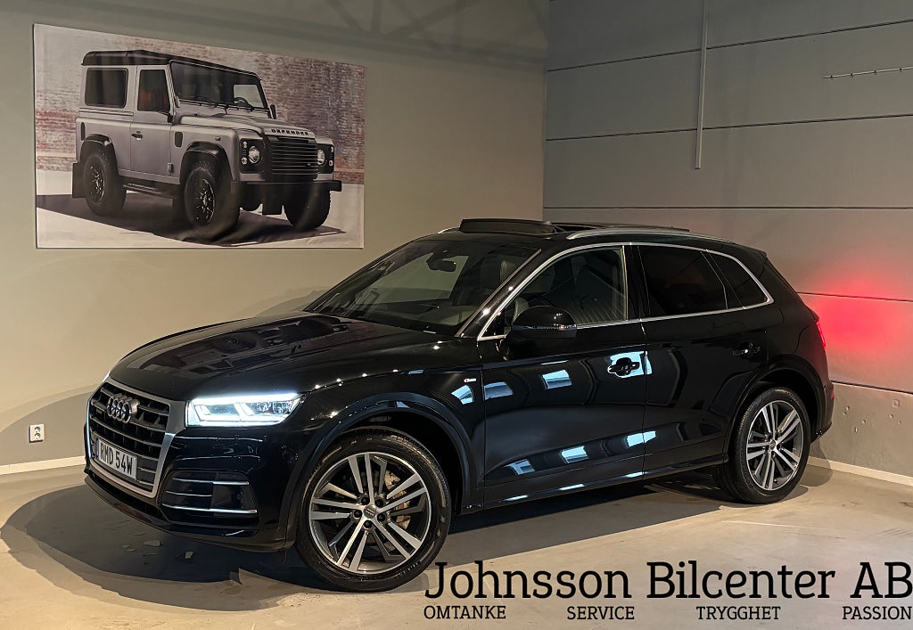 Audi Q5 45 TFSI Quattro S-Line Cockpit Pano Ambient Drag 245hk