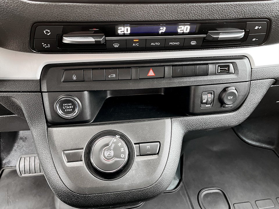 Bild på Peugeot Expert PRO+ 2.0 BHDi 145hk Aut L3 B-KAMERA