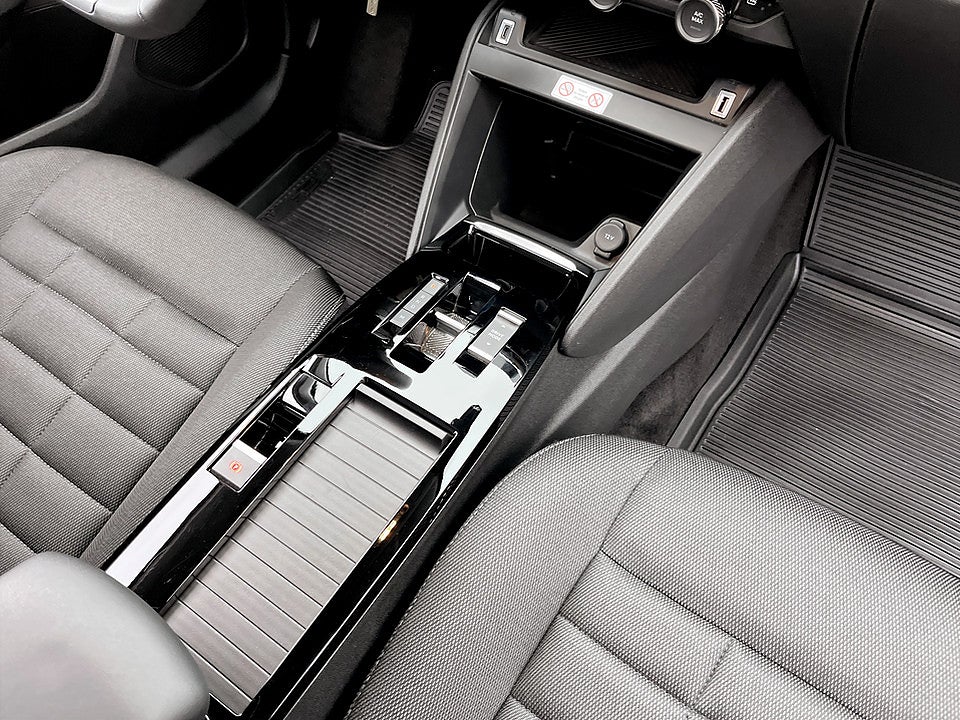Bild på Citroen C4 Plus 1.2 PT 130hk Aut B-KAMERA CARPLAY