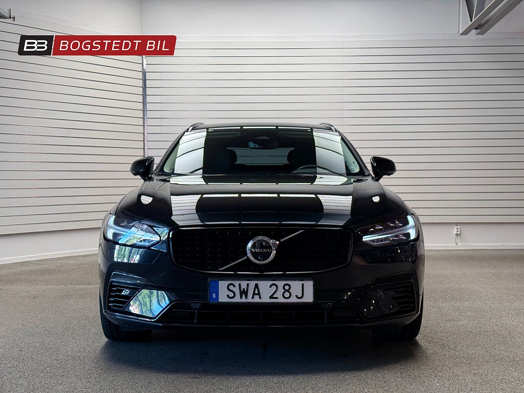 Volvo V90 Recharge T6 AWD 350hk Plus Dark |Drag|360|Värmare|Läder
