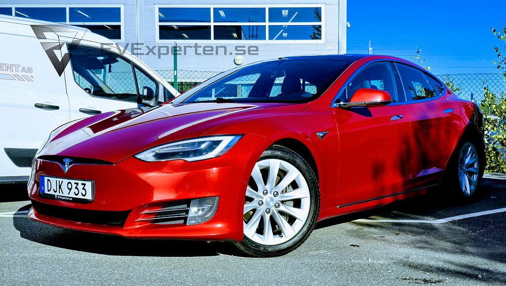 Tesla Model S 90D Facelift Panorama Kallväderspaket Kolfiber