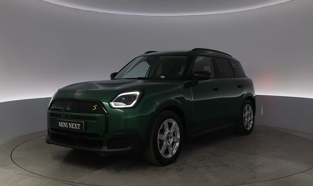 MINI Countryman SE ALL4 2,95% RÄNTEKAMPANJ med v-hjul!