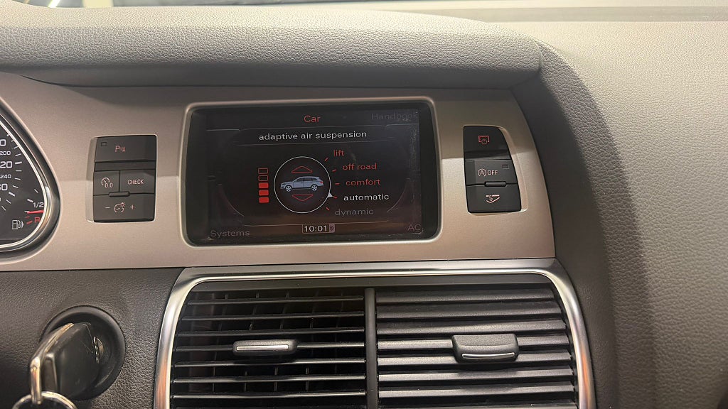 AUDI Q7 7-SEATER 3.0 TDI V6 QUATTRO TIPTRONIC | 239 ch | BVA | ATTELAGE | PANORAMAGLASTAK | NEUF SERV