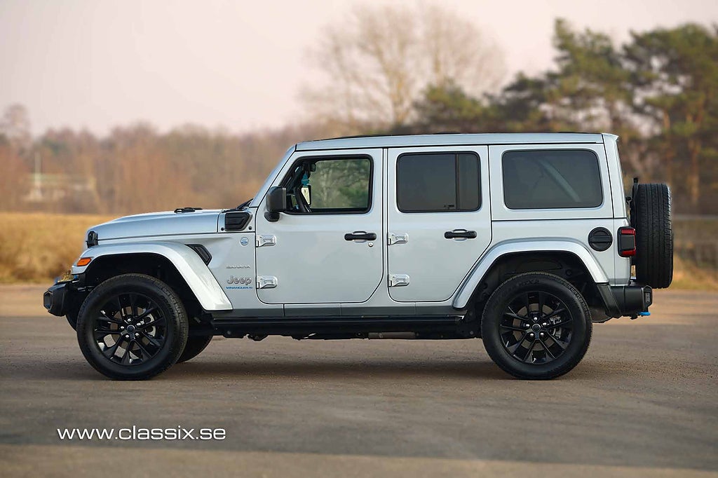 Jeep Wrangler Sahara 2l hybrid
