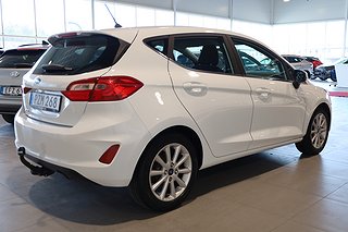 Halvkombi Ford Fiesta 5 av 19