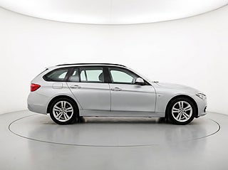 Kombi BMW 320D 4 av 28