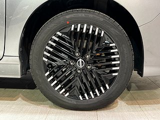 Halvkombi Nissan Leaf 9 av 27