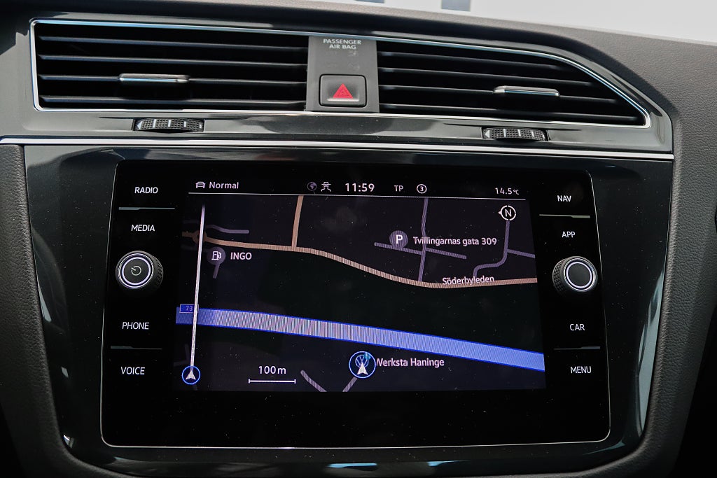 Volkswagen Tiguan 2.0 TDI 4Motion R-Line Värmare Drag Navi