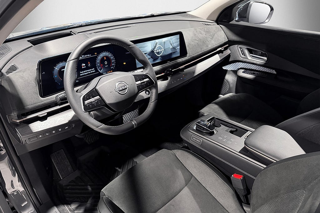 Nissan Ariya 87 kWh EVOLVE e-4ORCE LAGERBIL 2024