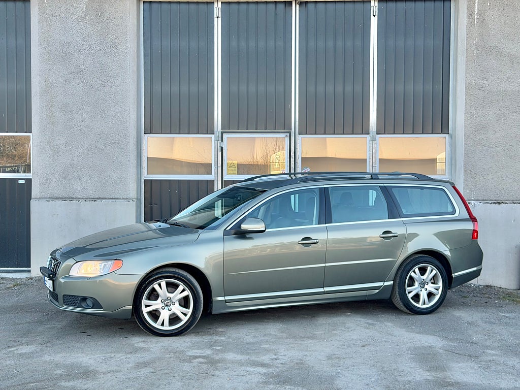 Volvo V70 D3 163HK Momentum Värmare Drag Bluetooth 