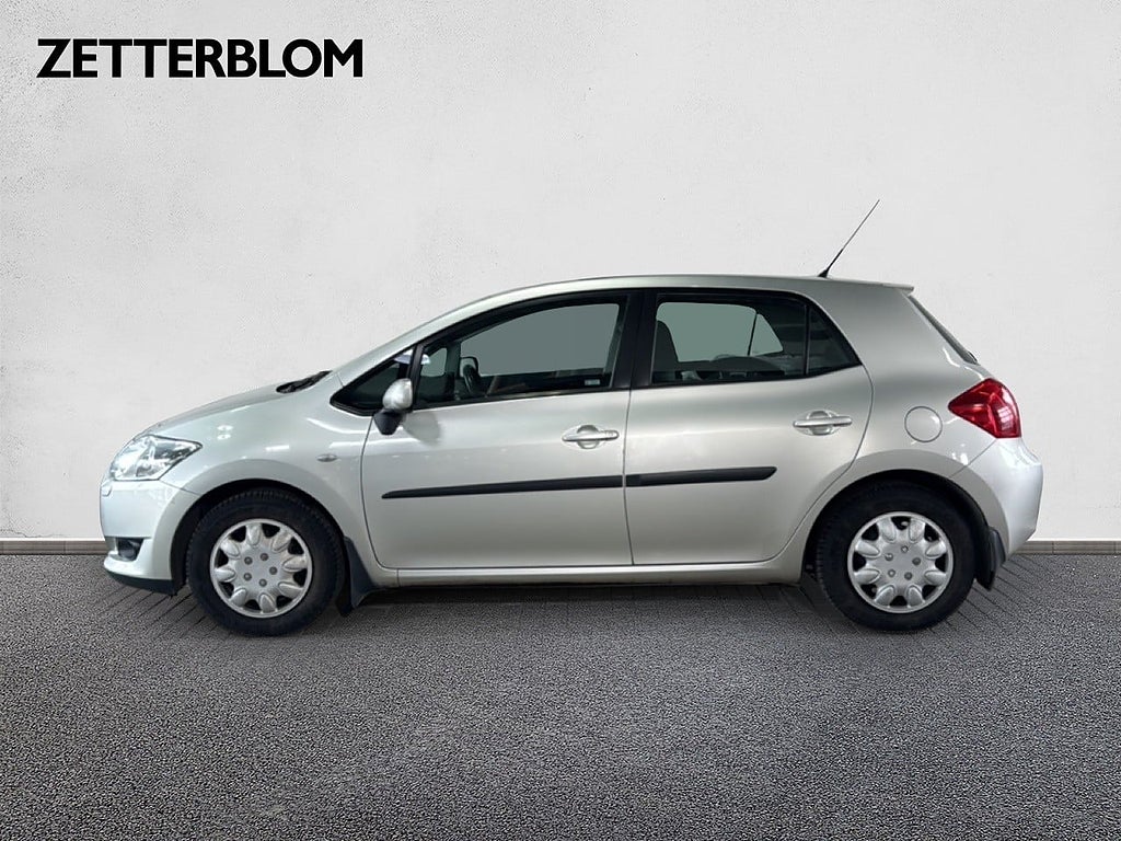 Halvkombi Toyota Auris 2 av 15