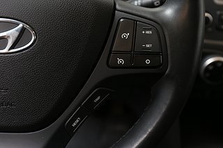 Halvkombi Hyundai i10 12 av 24