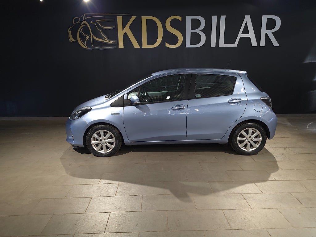 Toyota Yaris Hybrid e-CVT Automat Active Euro 5 101hk 5dr | Värmare