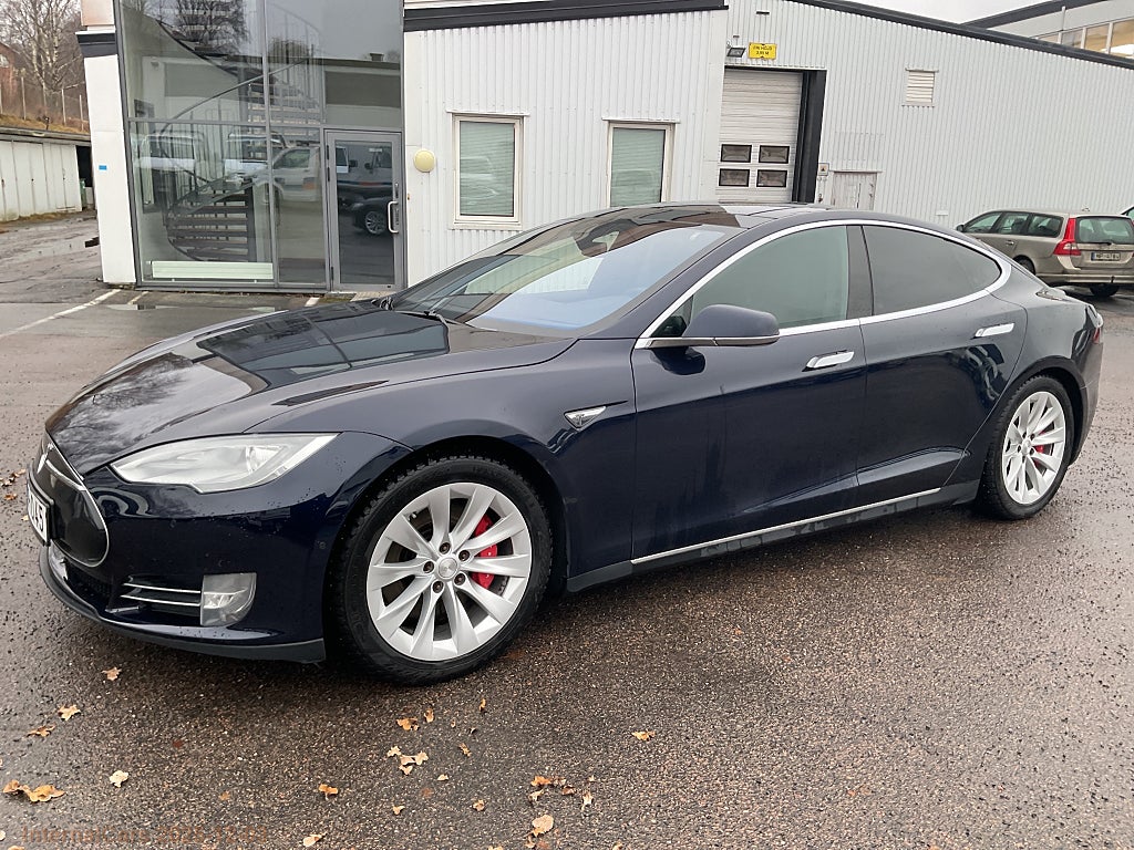 Tesla Model S P85D 103.200:- NETTO/EXPORT 9565€