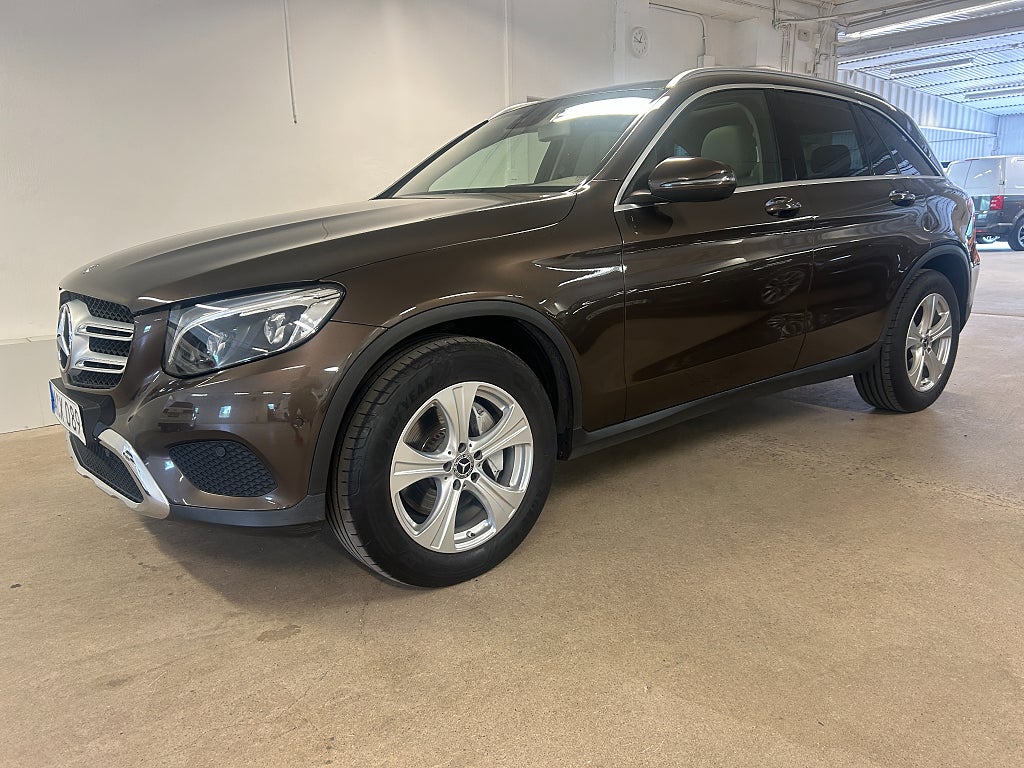 Mercedes-Benz GLC 220 d 4Matic 1-Ägare SoV Hjul Exclusive Burmester Drag