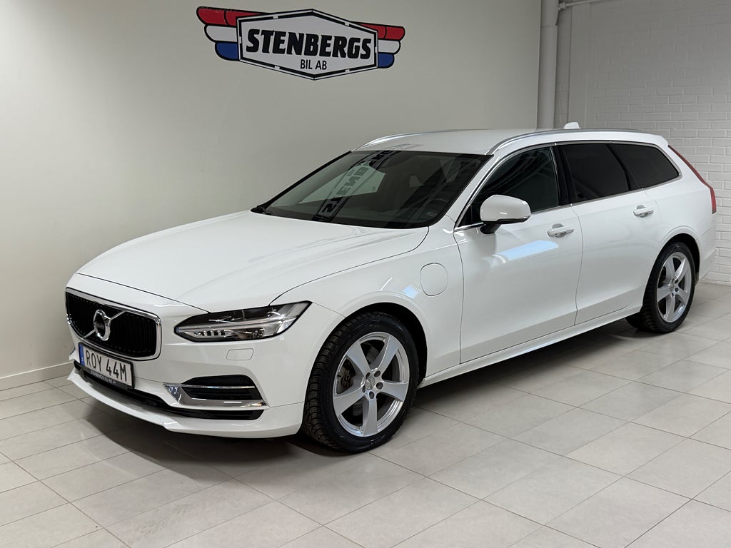 Volvo V90 Recharge T8 AWD Geartronic Momentum Euro 6 SoV Hjul 