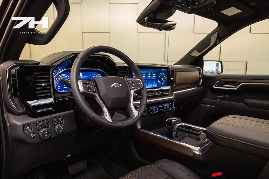 Chevrolet Silverado 1500 High Country Midnight / 360° / Taklucka / BOSE®