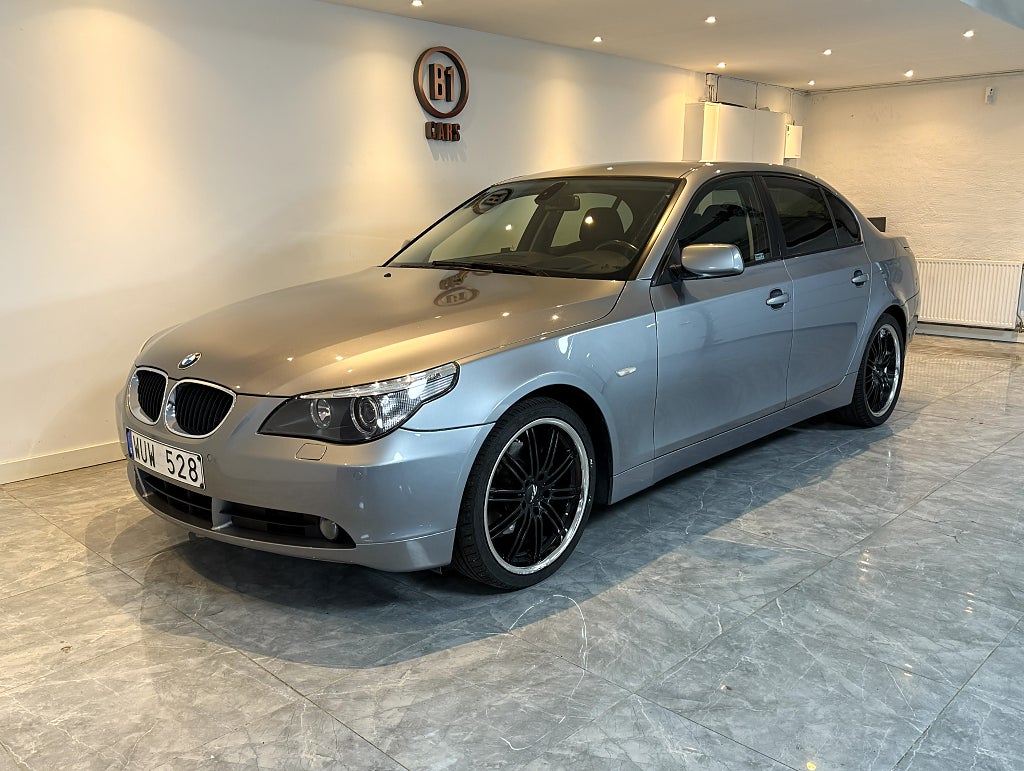 BMW 530i Sedan 258HK AUTOMAT 2-ÄGARE LÅGMIL SKINN HEAD-UP