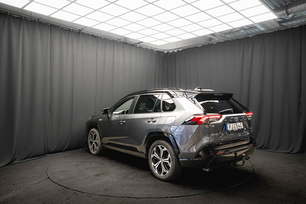 Toyota RAV4 Plug-in Hybrid AWD STYLE DRAG JBL M&K-VÄRMARE ELSTOL 1-ÄGAR