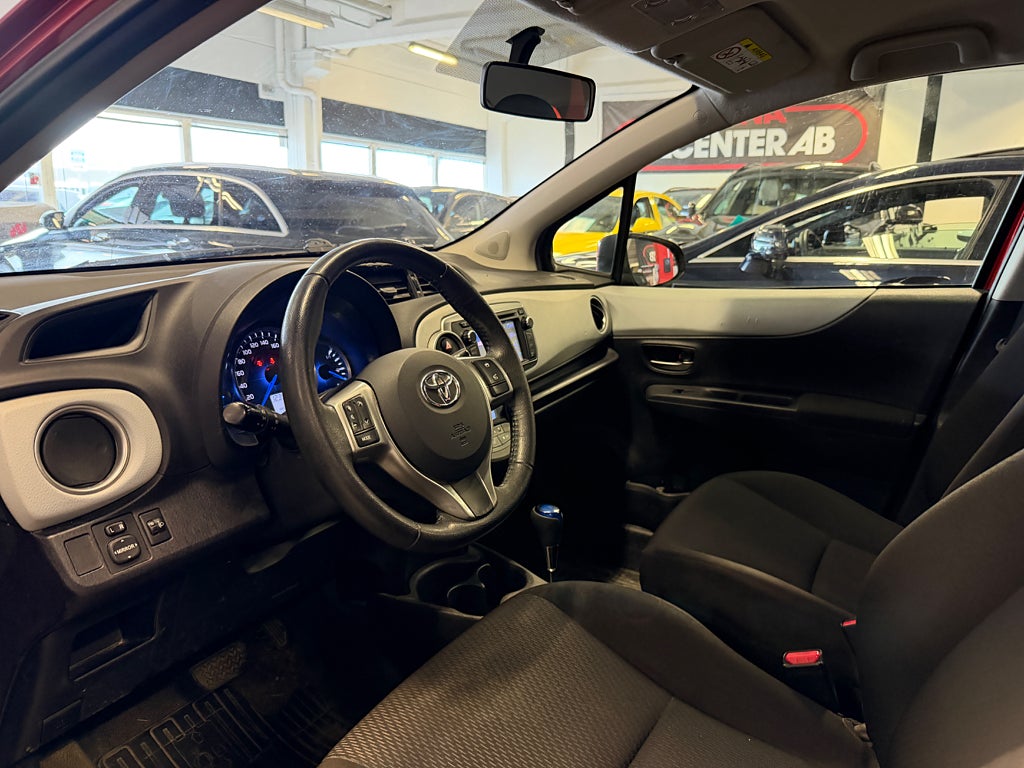 Toyota Yaris 2013 - miniatyr 8