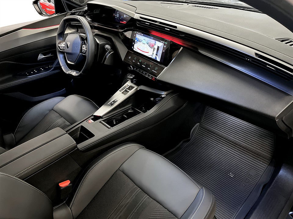 Bild på Peugeot 408 GT 1.2 PT 130hk Aut B-KAMERA CARPLAY