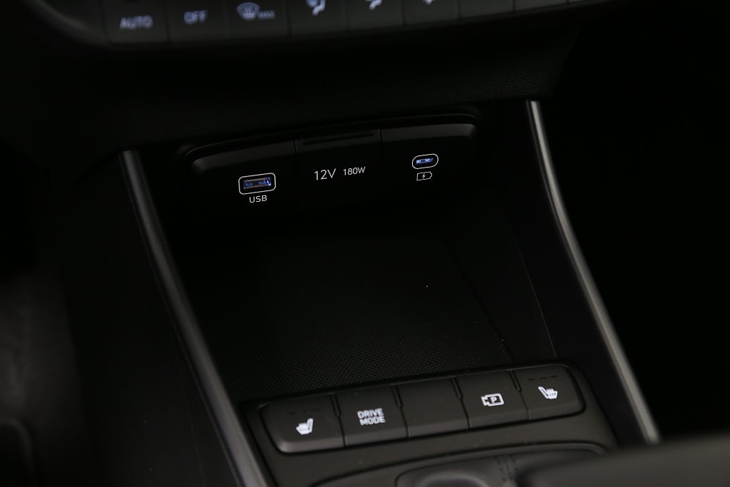 Hyundai i20 1.0 T-GDi MHEV Essential Automat kamera fd. demo