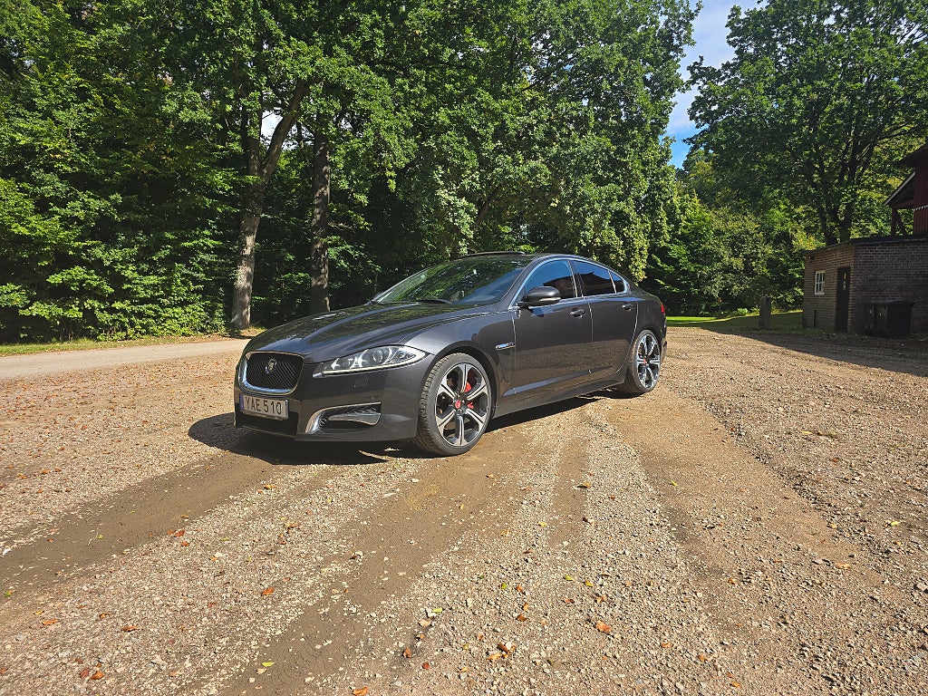 Jaguar XF 5.0 V8 385 hk
