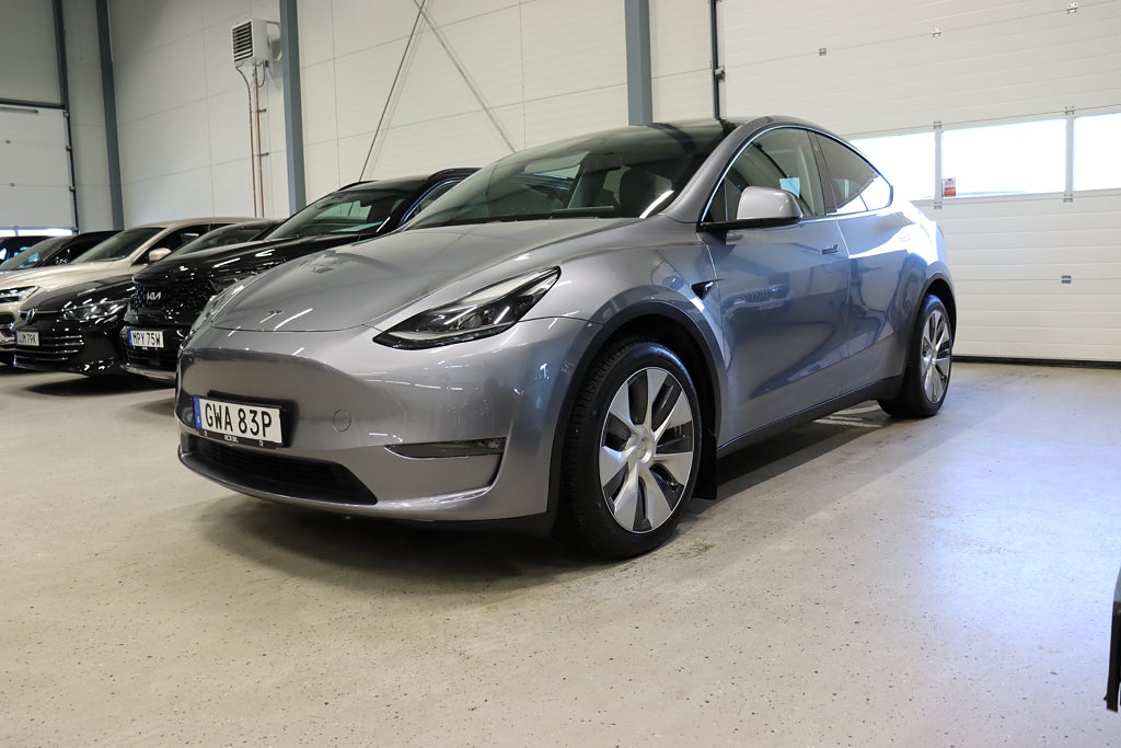 Tesla Model Y Long Range AWD Drag Autopilot Värmepump 514hk