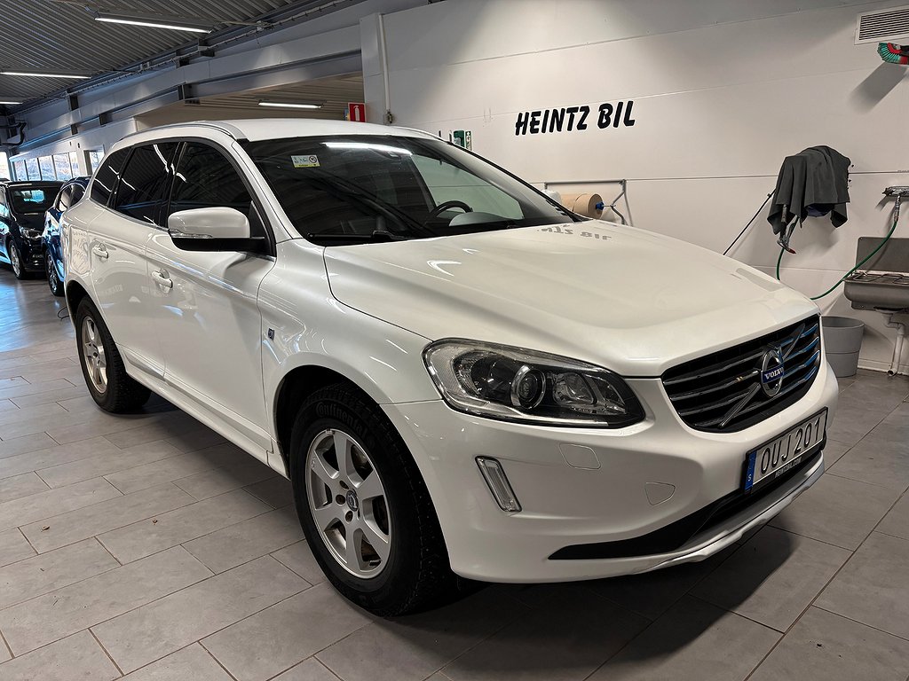 Volvo XC60 D4 AWD Geartronic Momentum, Ocean Race Euro 5