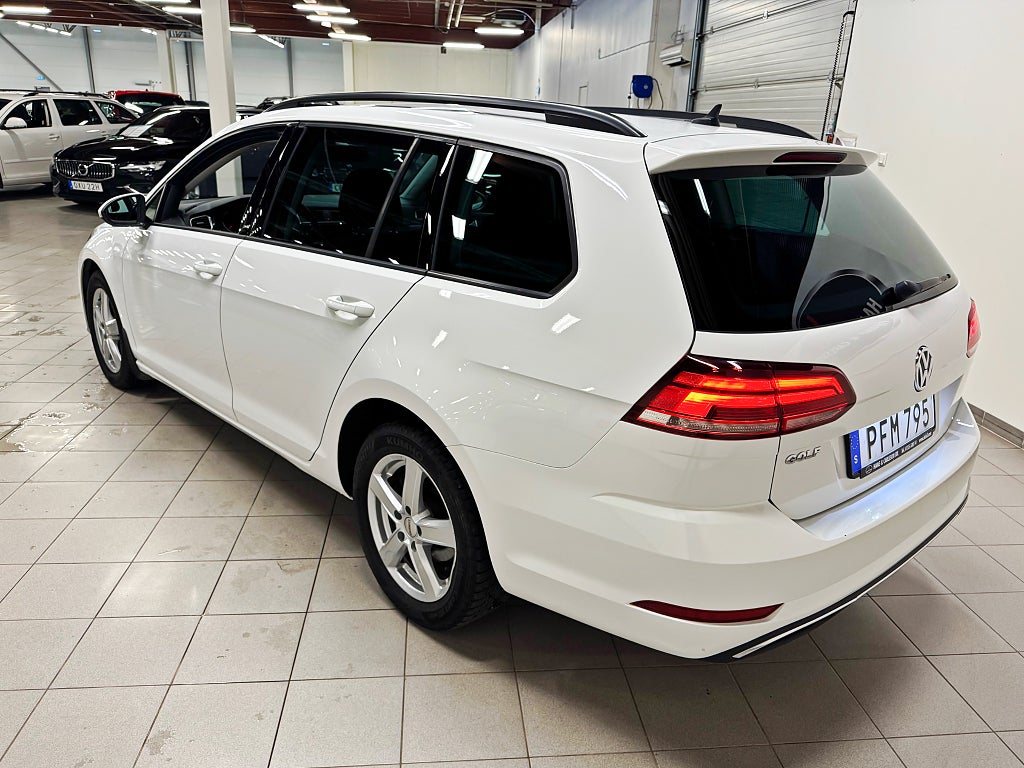 Volkswagen Golf SportKombi 1.6 TDI Automat 116hk Kamrem Nybytt