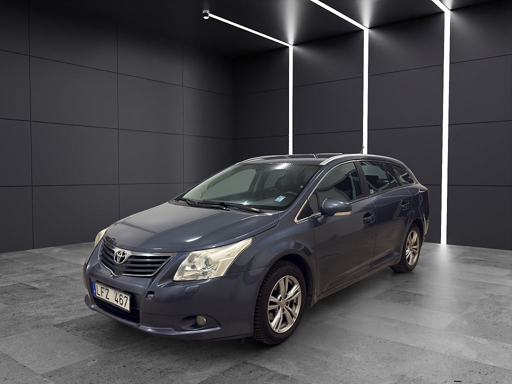 Toyota Avensis Kombi 1.8 Valvematic Business |NY SERVAD|NY BESIKTIGAD|