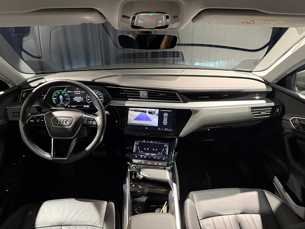 Audi q8-e-tron 2024 - miniatyr 10