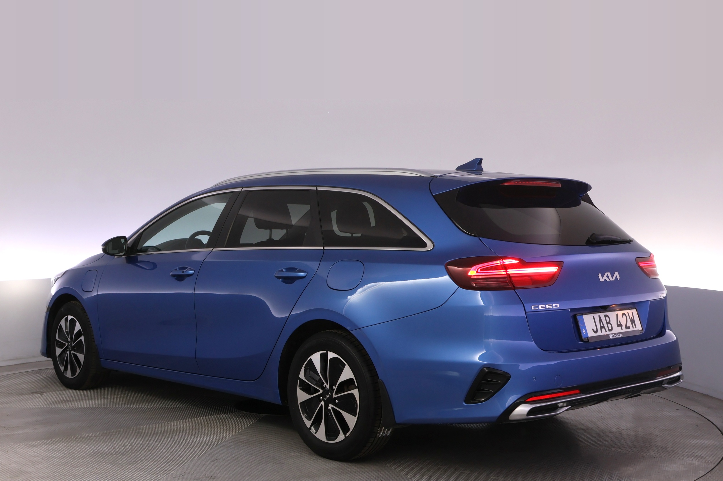 Kia Ceed SW Plug-in hybrid Advance 2023, bild 4/48