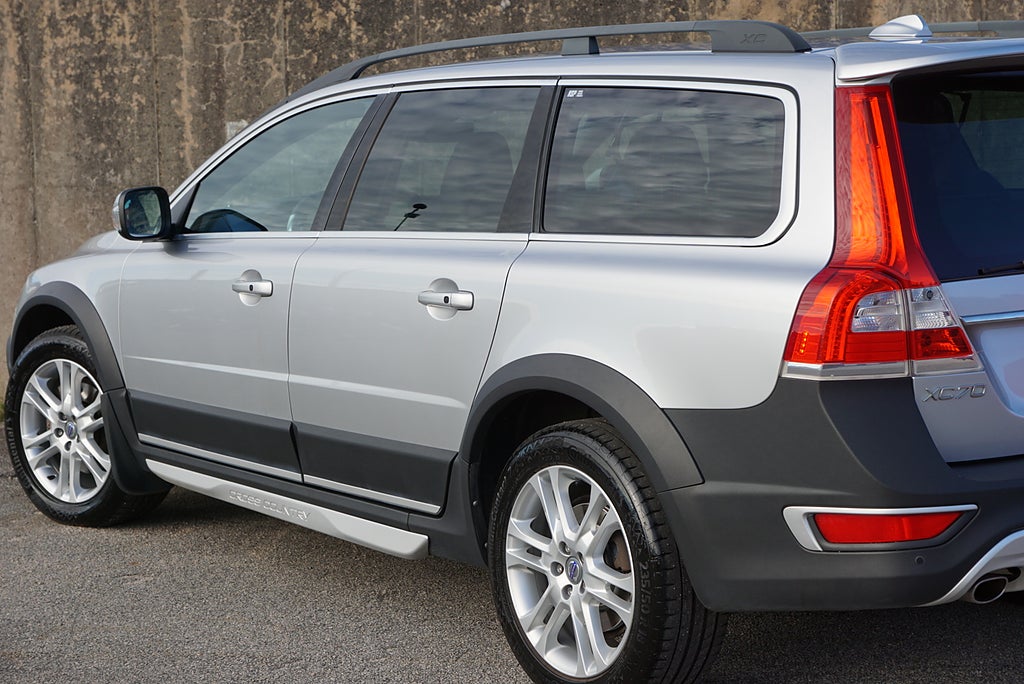 Volvo XC70 D4 AWD Classic Summum Keyless Adaptiv-Fart Drag SE UTR