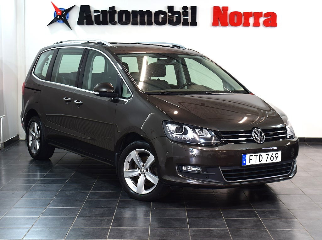 Volkswagen Sharan 7-seater 2.0 TDI B-Kam/Webasto/Pano/Premium/Skinn